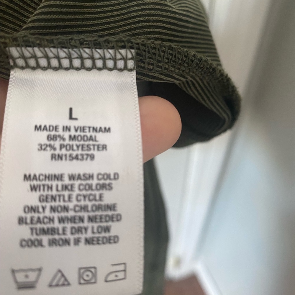 Size: L - Picture 4 of 4
